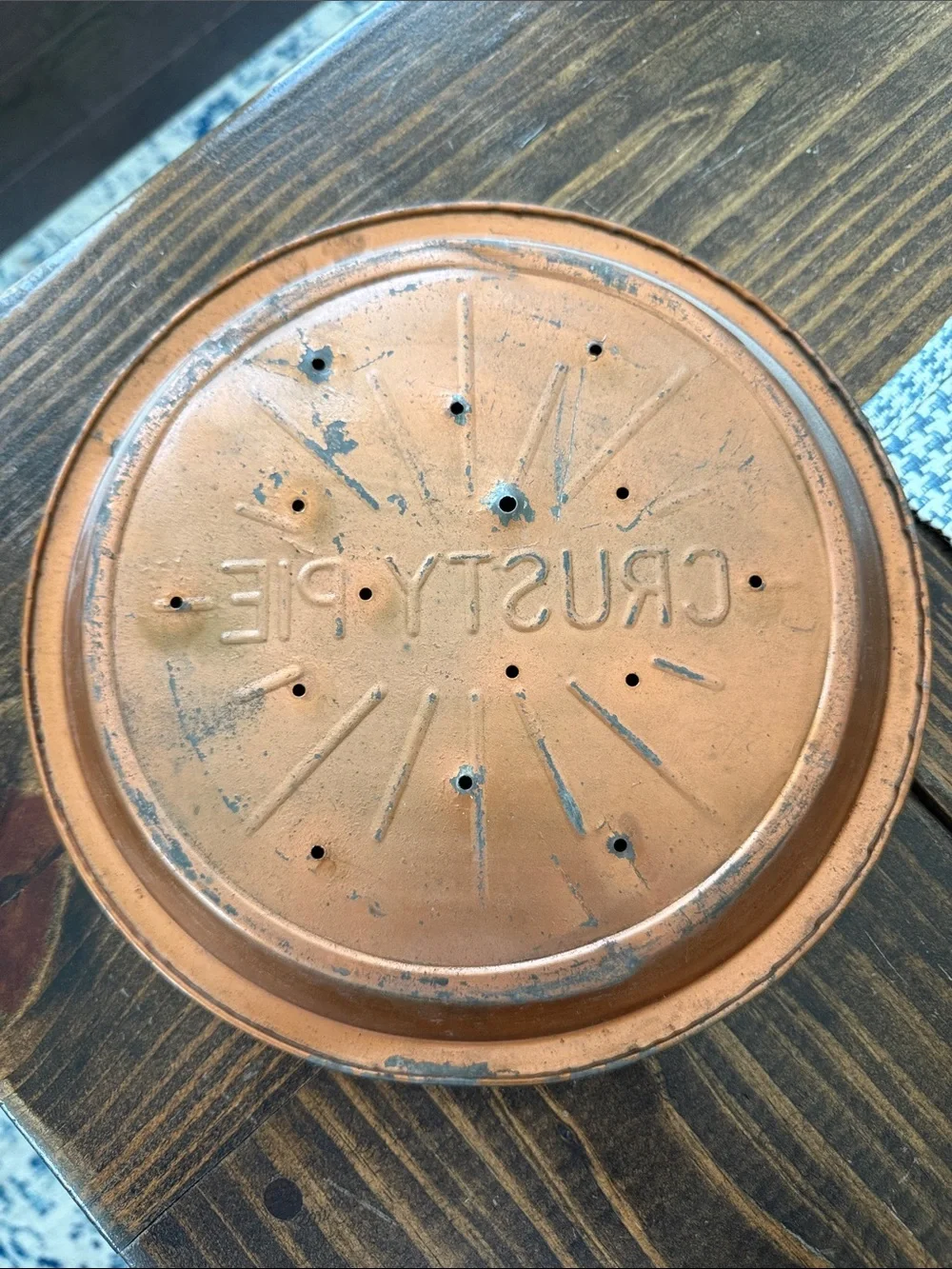Crusty Pie Pie Pan - Copper Paint
